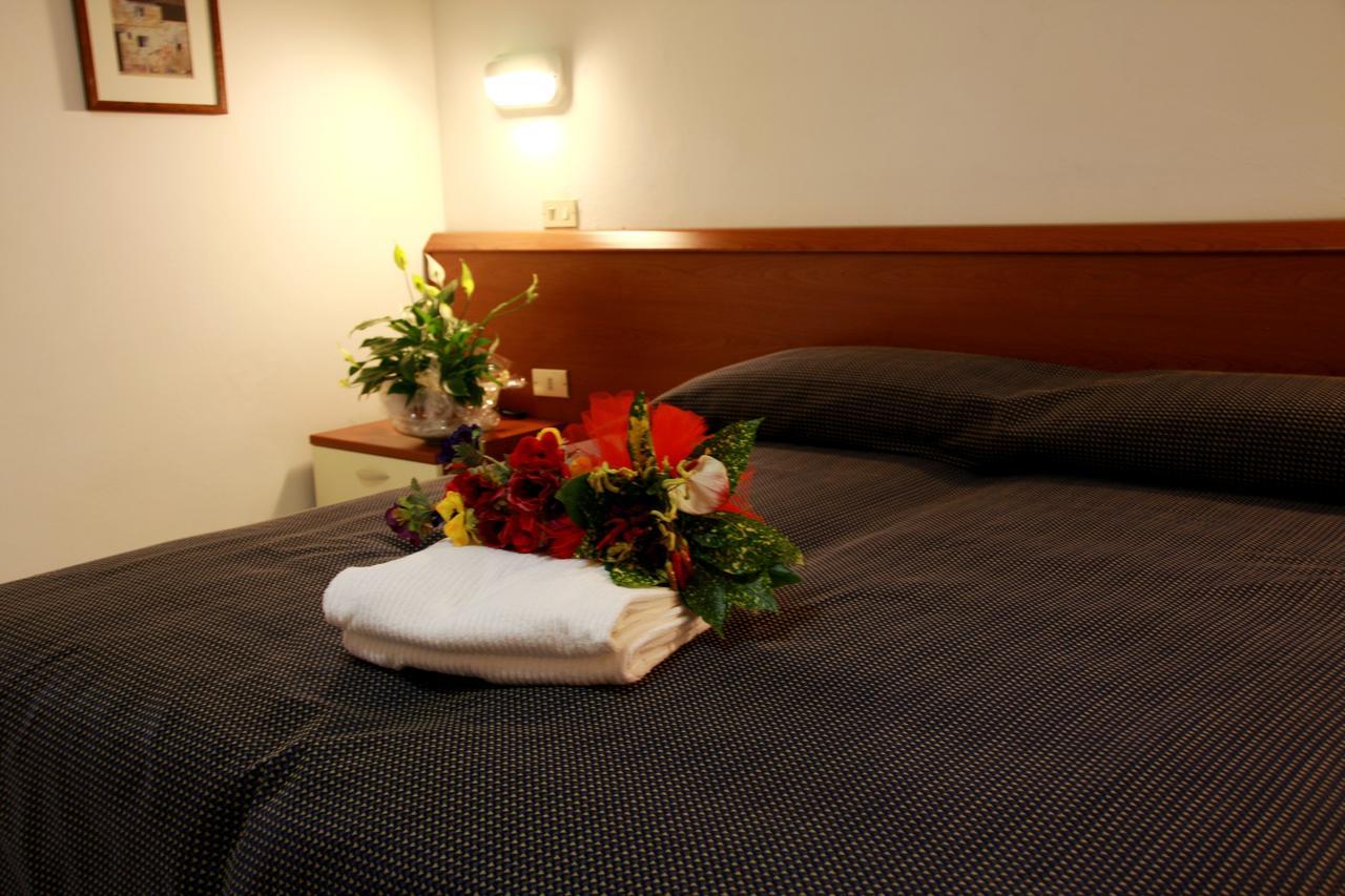 Hotel Excelsior Fano Ngoại thất bức ảnh
